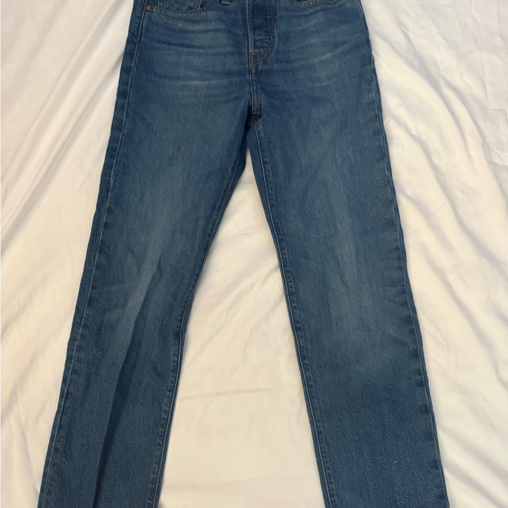Levi's Women's Straight Jeans in Blue